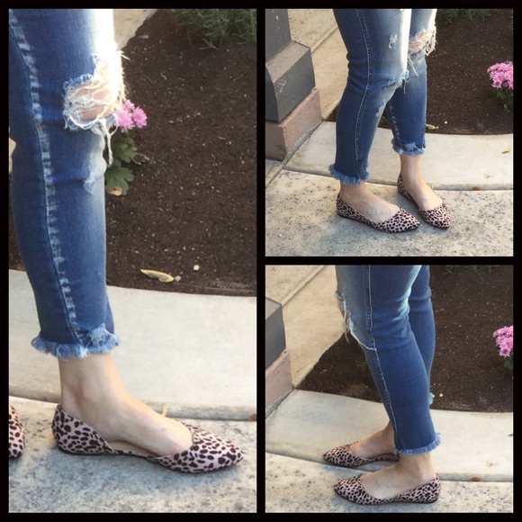 1 LEFT SALE‼️Leopard Flats - Picture 4 of 5